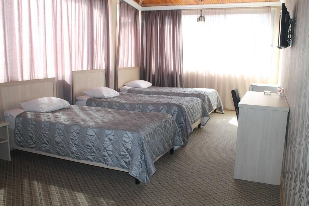 Hotel Elio Batumi Exteriör bild